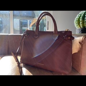 Burberry Medium Banner House Check Leather Tote
